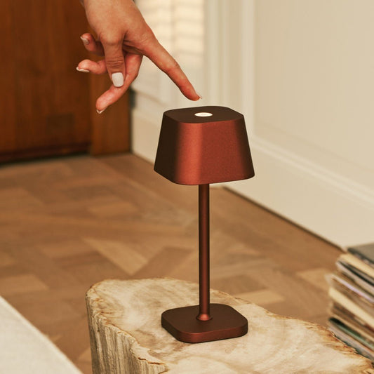 Ava Bronze Rechargeable Table Lamp – Cordless Dimmable Design - CozyVibe.eu
