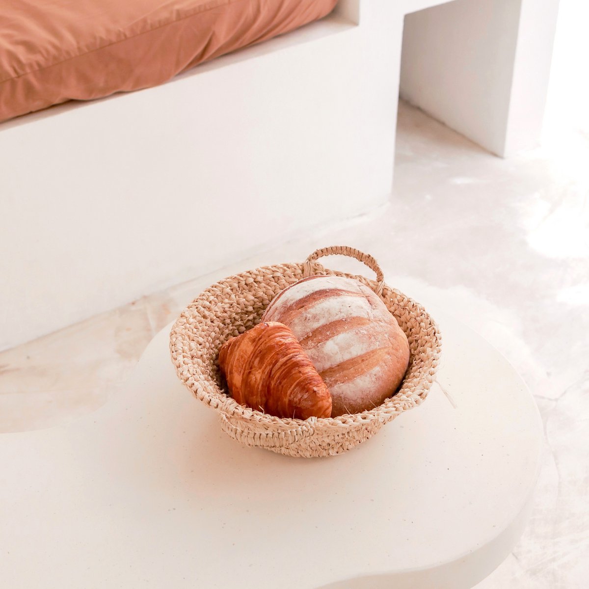 Woven Raffia Bowl | Fruit Bowl made from Light Natural Fibres | Bread Basket RAGA (2 sizes)