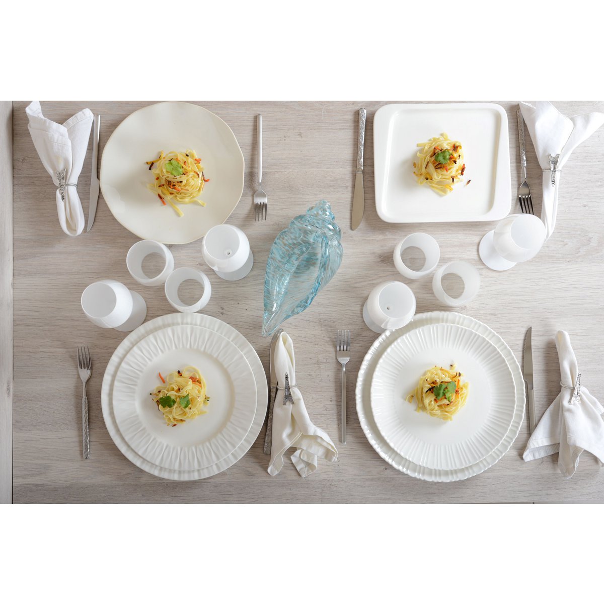 Flora white flat plate 26.6X26.6X2CM