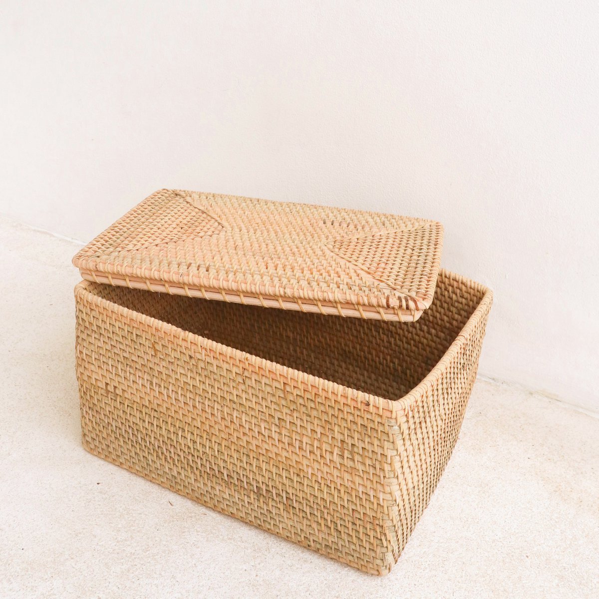 Storage Basket with Lid  – Shelf Basket made from Beige Rattan – Handwoven Decorative Basket GRAHA (2 sizes)