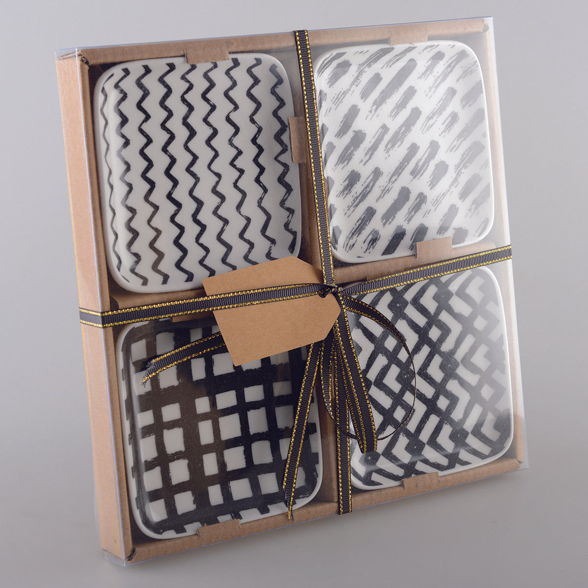 Black and white plates 9.5cm - Lot of 4