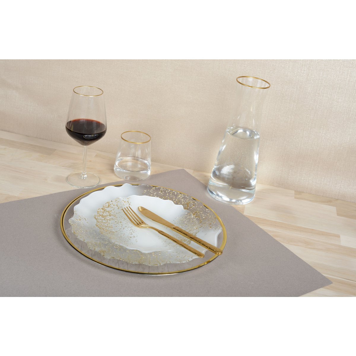 Weiß-goldfarbener flacher Teller, 32cm – CozyVibe.eu