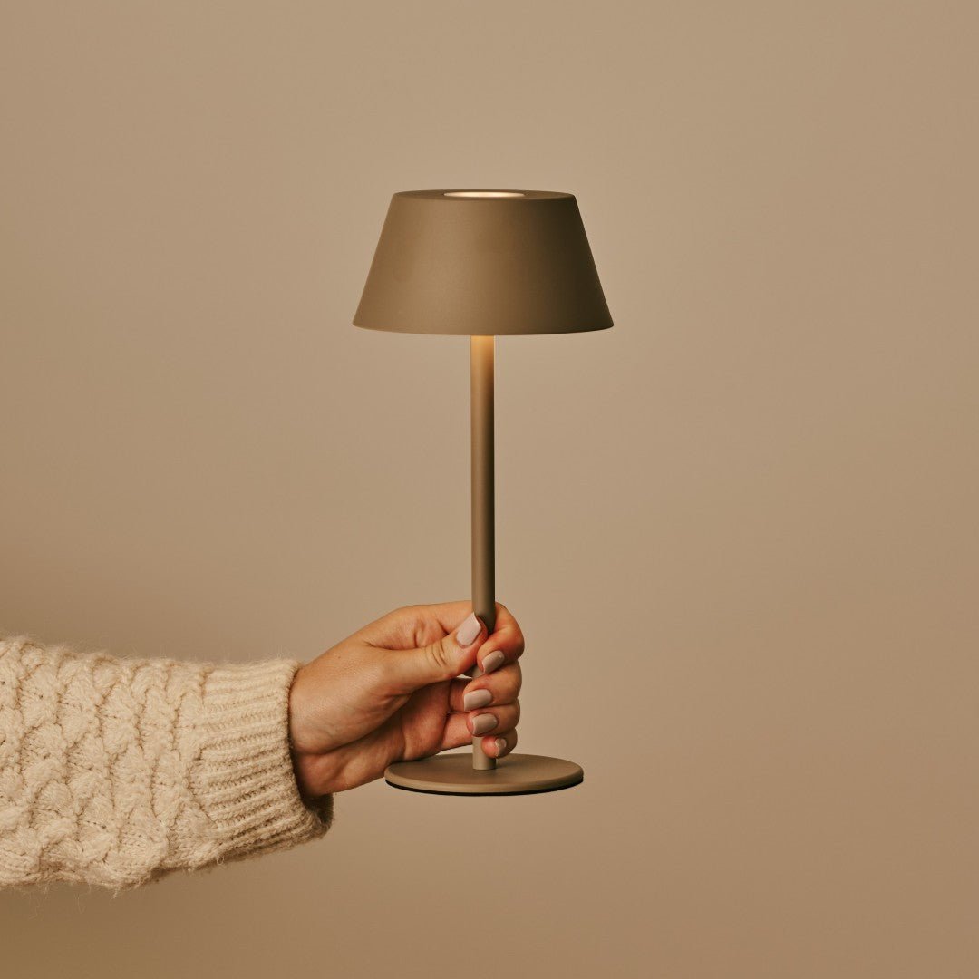 Milou Table Lamp – Portable cordless lamp with long battery life
