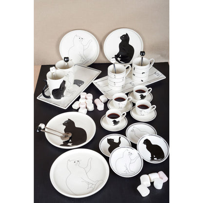 Coffee cups with black and white cat + saucers - Lot of 4