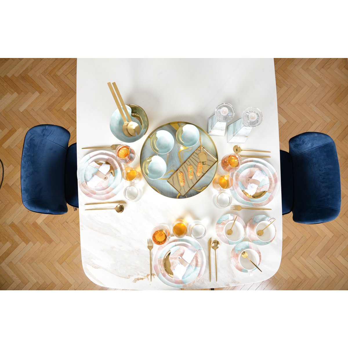 Multicolored bread plate