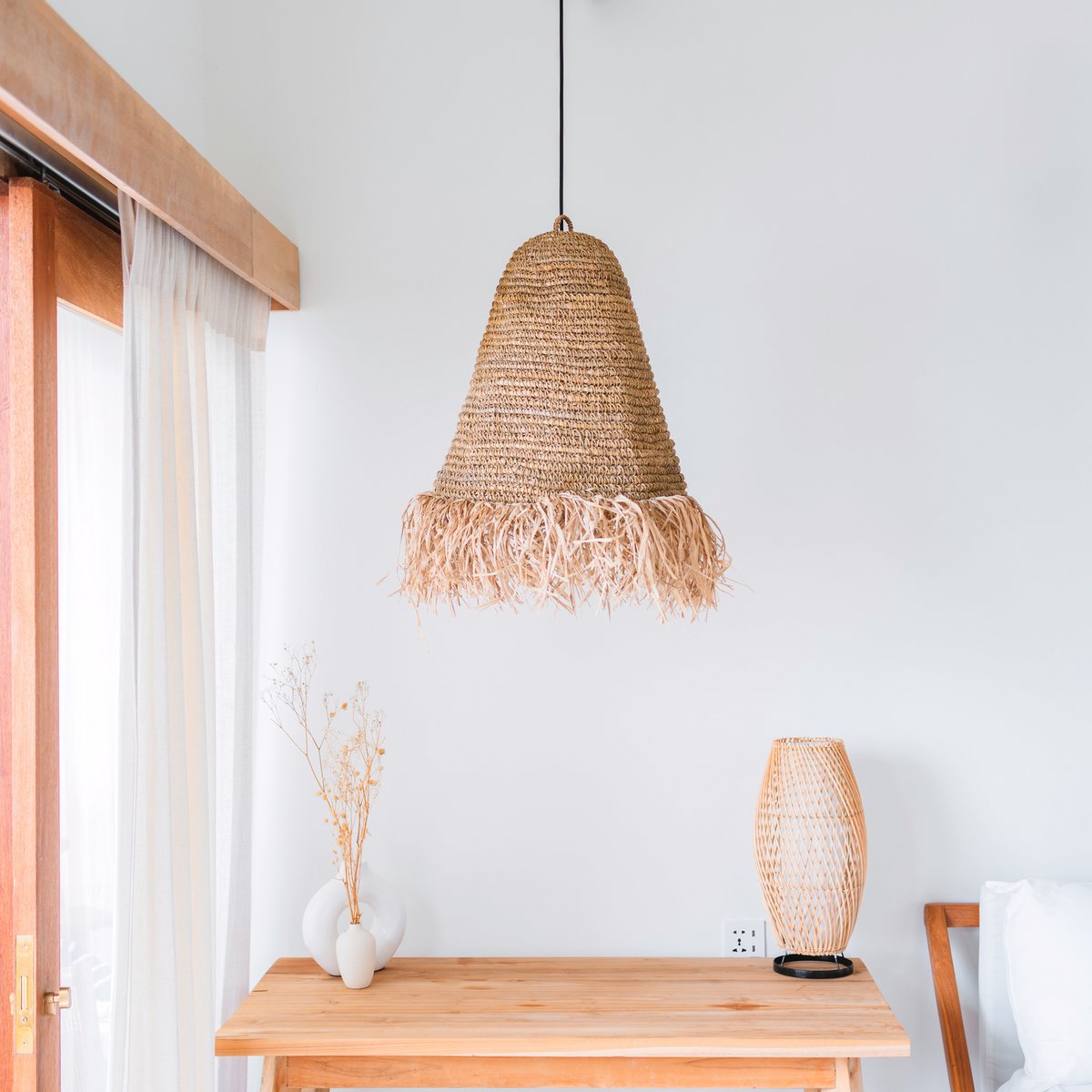 Raffia Boho Lampshade – Hanging Lamp – Pendant Light – Handwoven Ceiling Light with Long Fringes (3 sizes Ø 30/40/50 cm) KALIMA