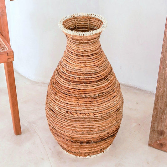 TUMBAK Vase