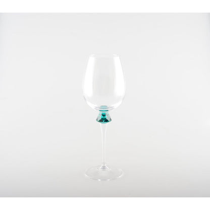 Lot of 4 wine glasses with extra accent on foot
