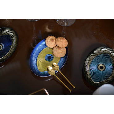 Oval eye serving platter 22x15cm