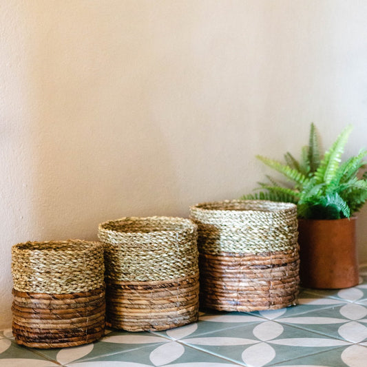 Seagrass Basket BHINNEKA (two-coloured) | Plant Basket | Small Storage Basket | Woven Boho Basket | Planter | Decorative Basket | Round Flower Basket