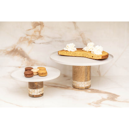 White cake stand on wooden foot 30x30x15cm