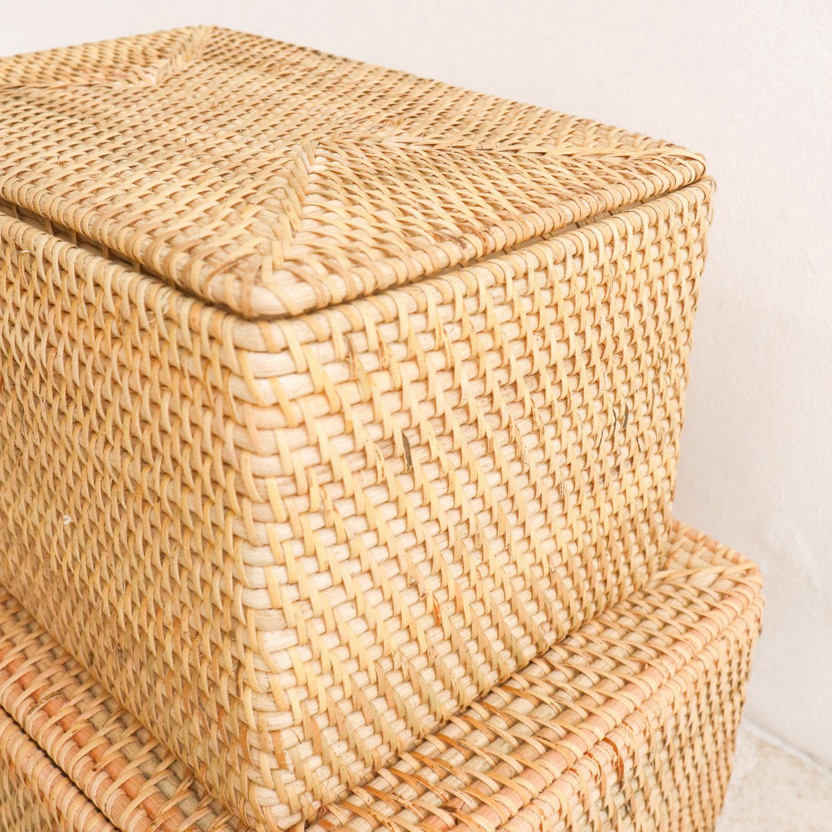 Storage Basket with Lid  – Shelf Basket made from Beige Rattan – Handwoven Decorative Basket GRAHA (2 sizes)