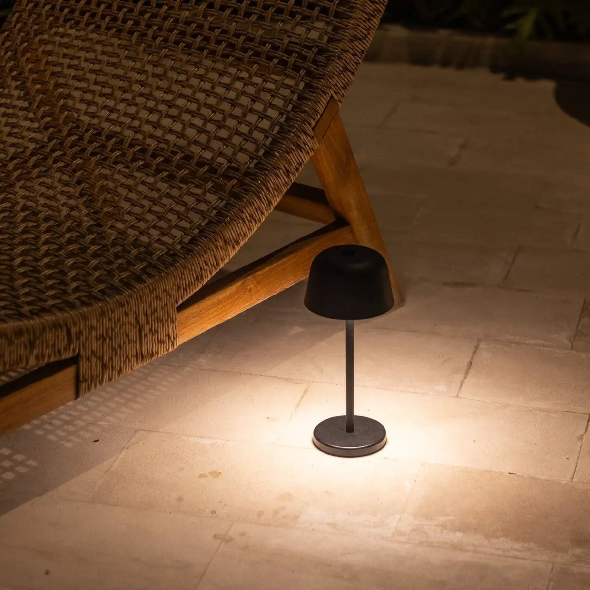 ser adjusting Anton Lamp brightness using touch dimmable control