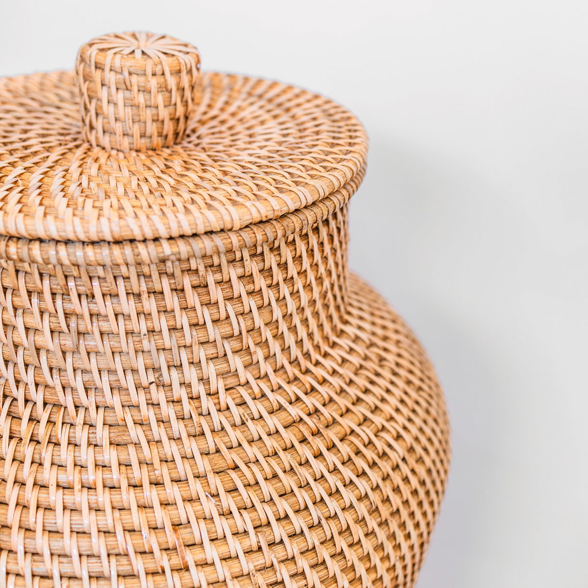 KIDUNG boho rattan vase round basket handmade decorative floor décor