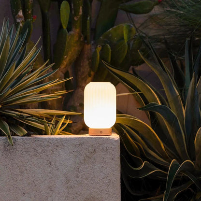 Lilly Rechargeable Lamp emitting warm light for relaxation and comfort