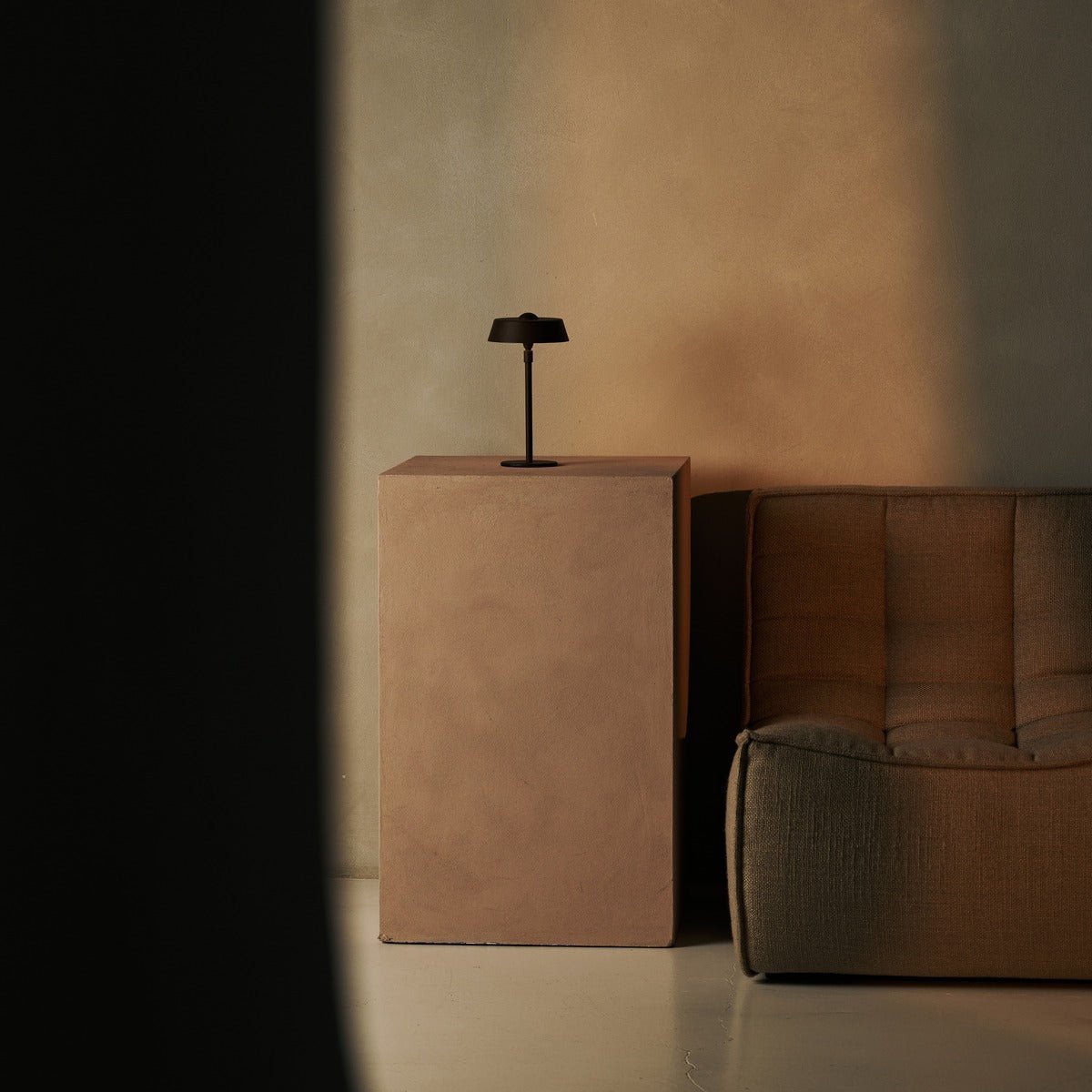Luca Mocha Brown – Rechargeable Lamp – Modern Bedside Accent Light
