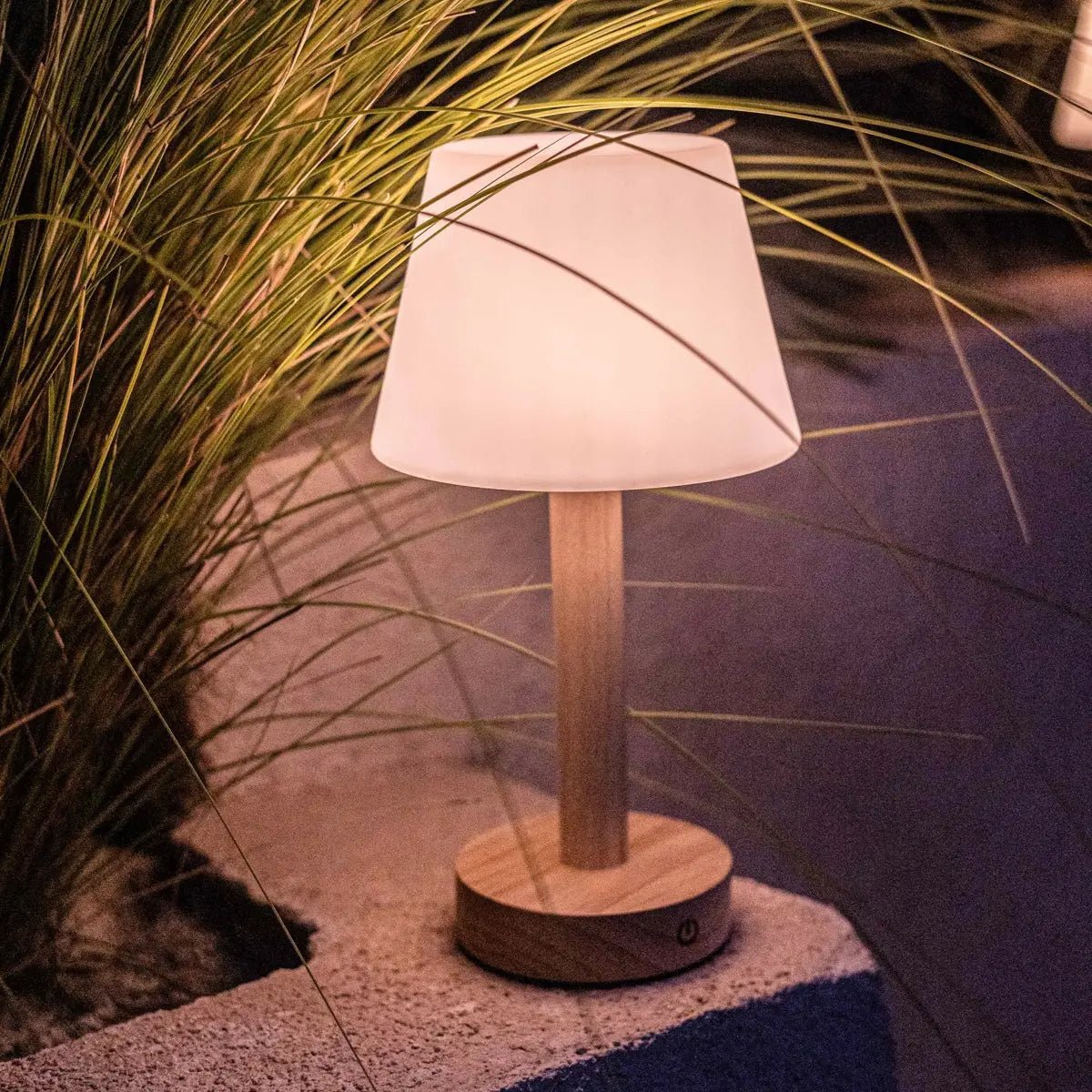 Zoë Light Brown wooden lamp ideal for bedside night use