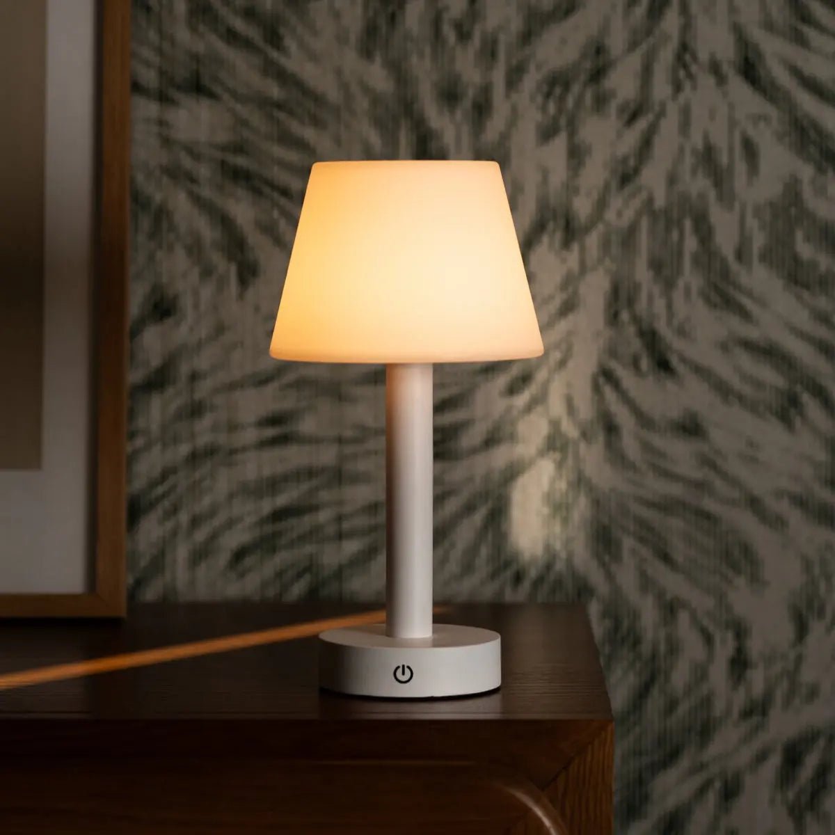 Zoë White rechargeable lamp creating warm ambient light in home