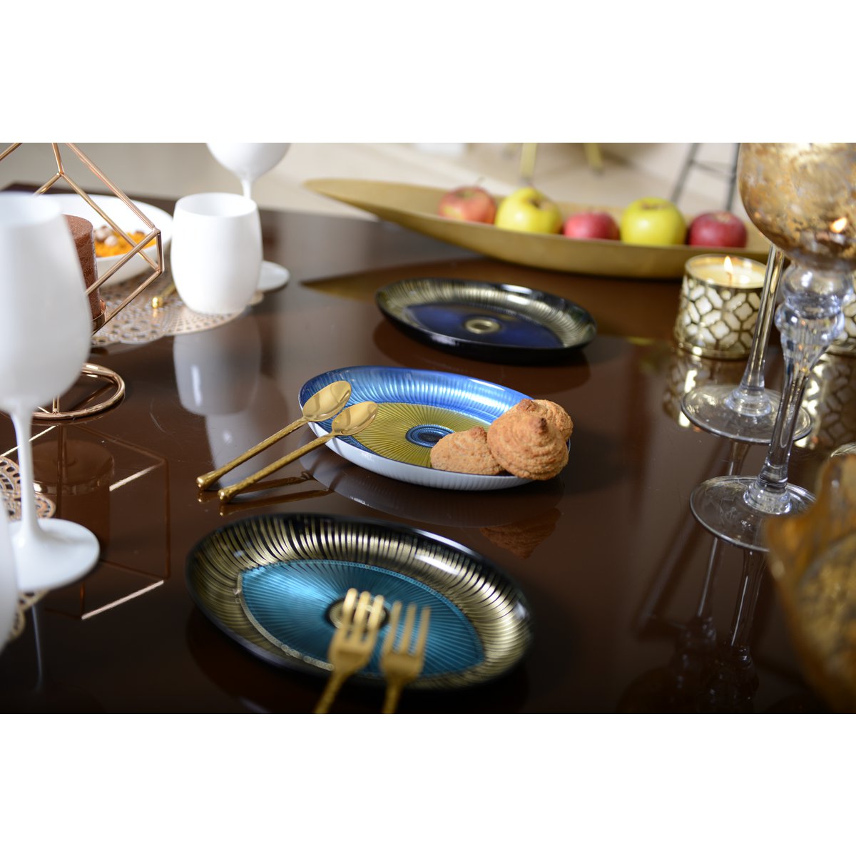 Oval eye serving platter 22x15cm