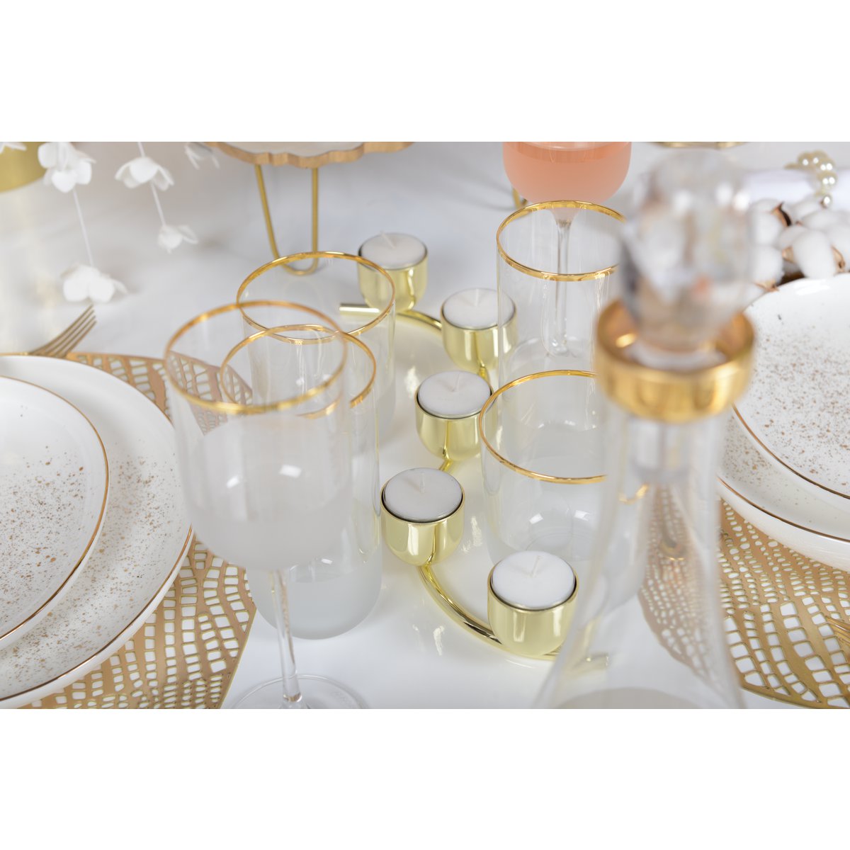 candlestick for 5 candles