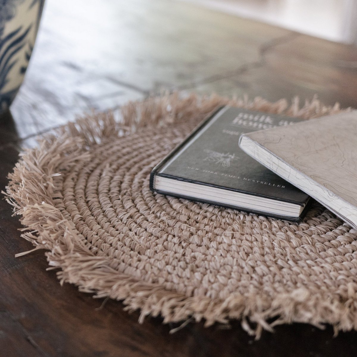 Boho-style handmade raffia placemat set, round 45 cm