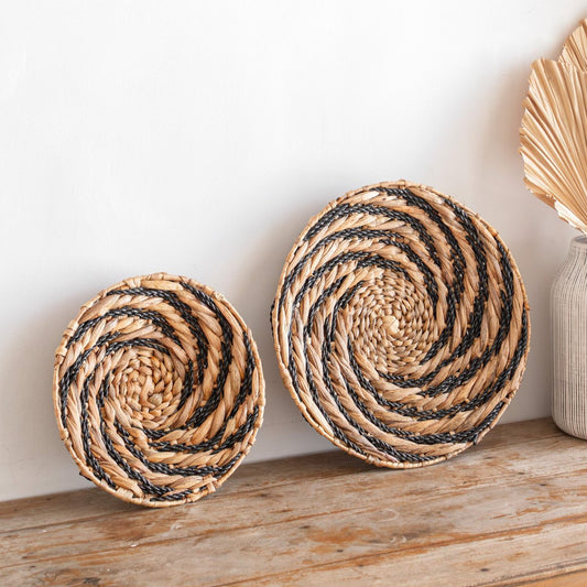 Bandung water hyacinth basket wall decor with spiral woven design