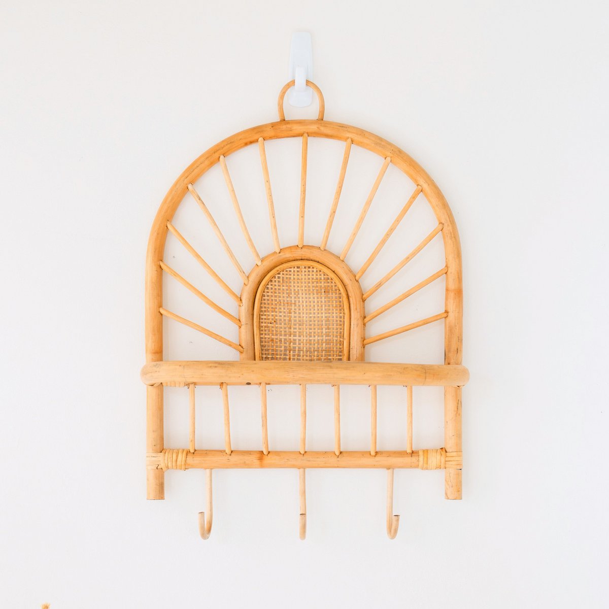 BANTEN rattan basket wall shelf with hooks for keys and decor