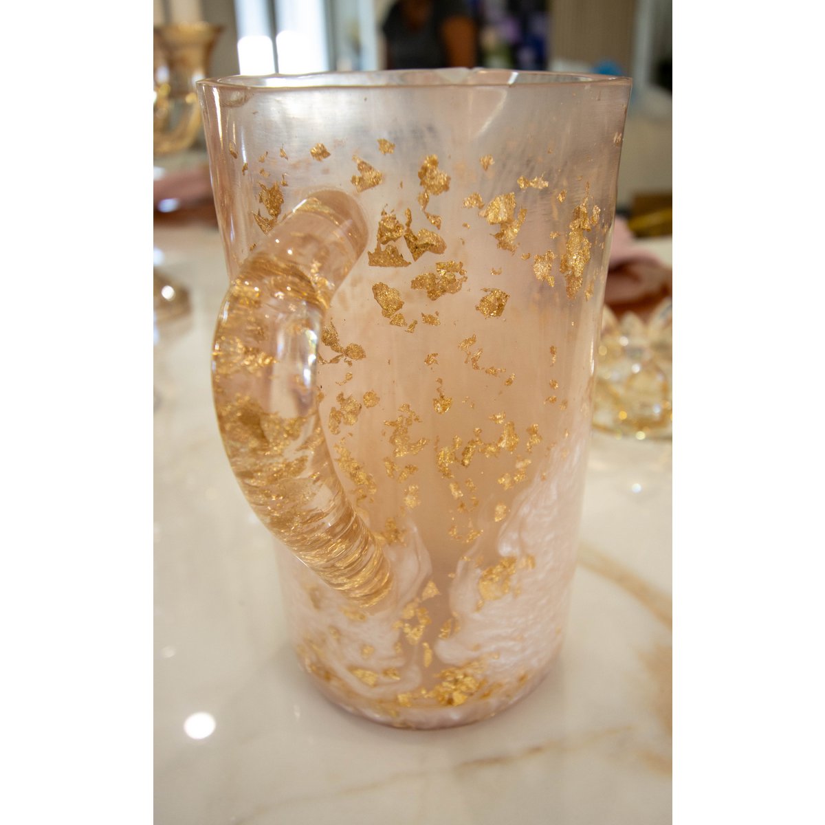 Résine Glitter Karaffe – eleganter moderner Tischakzent