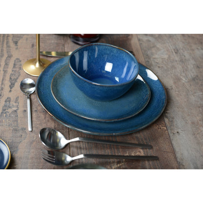 Blue flat plate