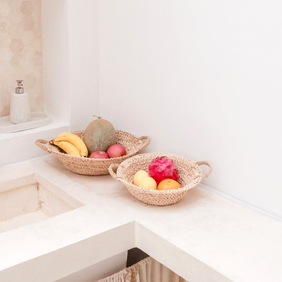 Woven Raffia Bowl | Fruit Bowl made from Light Natural Fibres | Bread Basket RAGA (2 sizes)