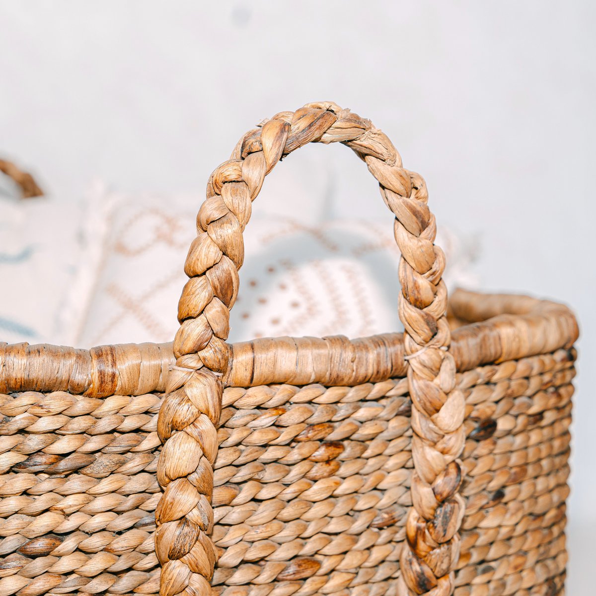 MENTARI water hyacinth basket, eco-friendly square laundry hamper with handles