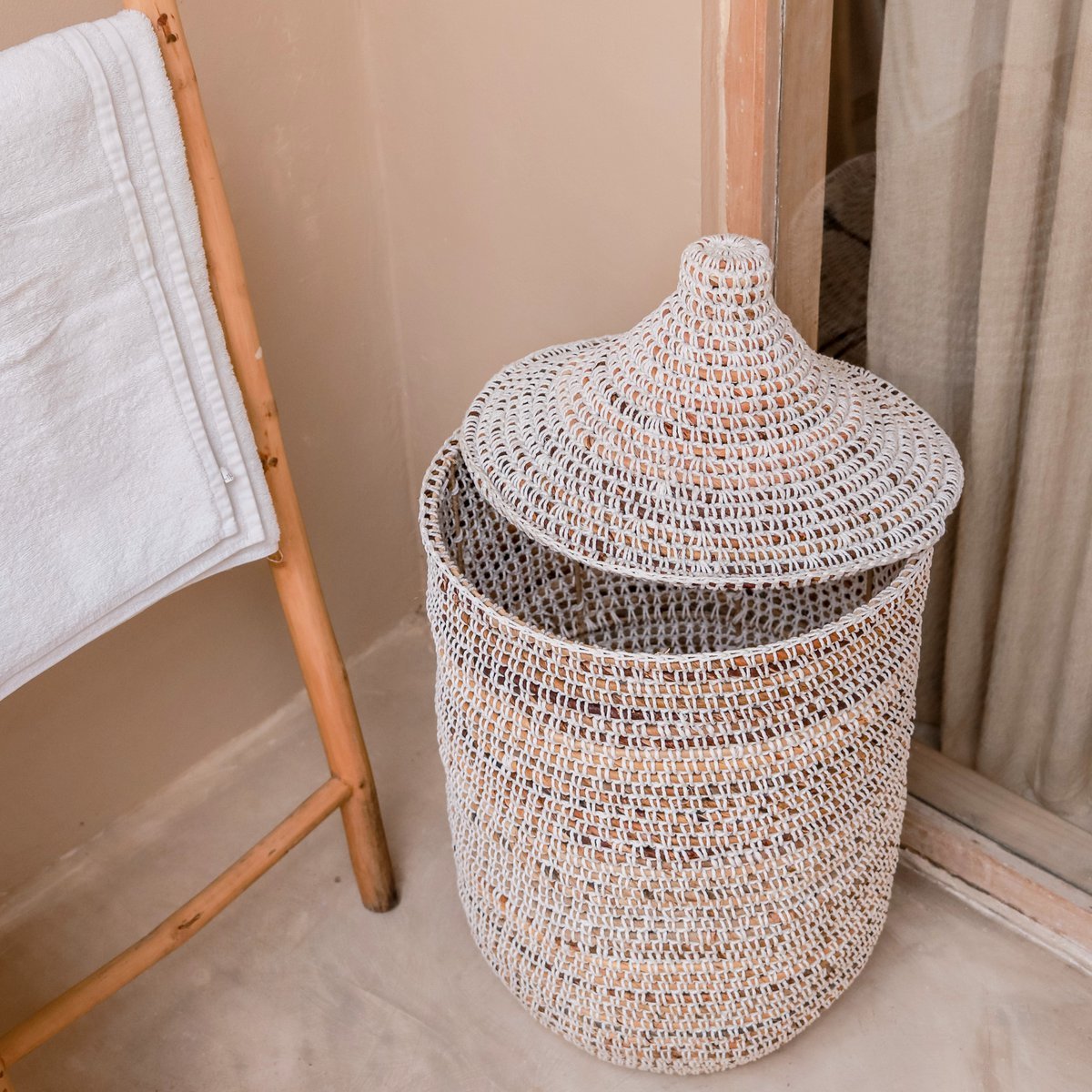 Handwoven KAJA Banana Fibre Basket with lid for laundry room