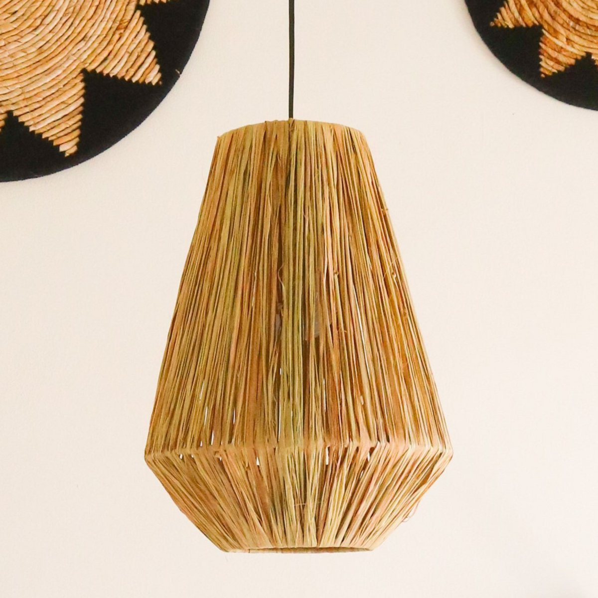Lampshade Ceiling Lamp Pendant round ENDAH made from Raffia - CozyVibe.eu