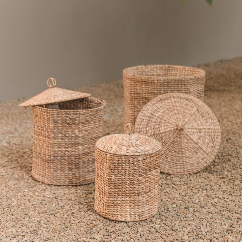 Laundry Basket with Lid GARUT made from Water Hyacinth (3 sizes) - CozyVibe.eu