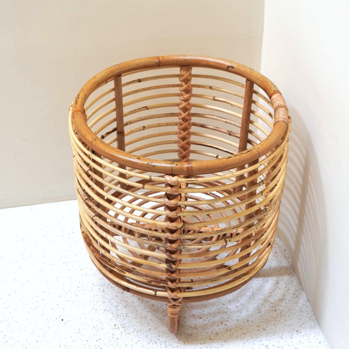 Malang rattan basket with curved legs for plant display