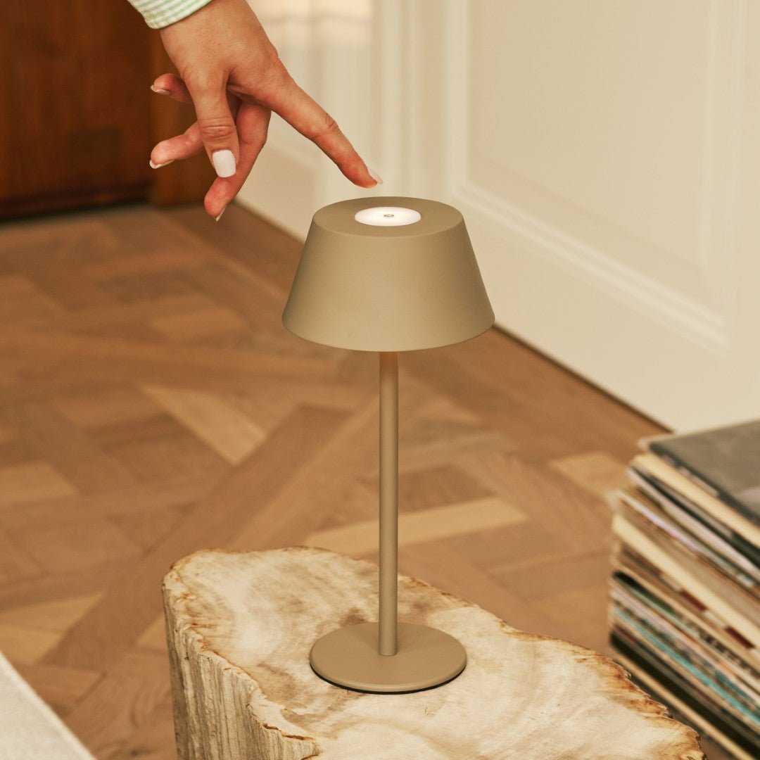 Milou Table Lamp – Cordless Rechargeable Light with 3 Modes - CozyVibe.eu