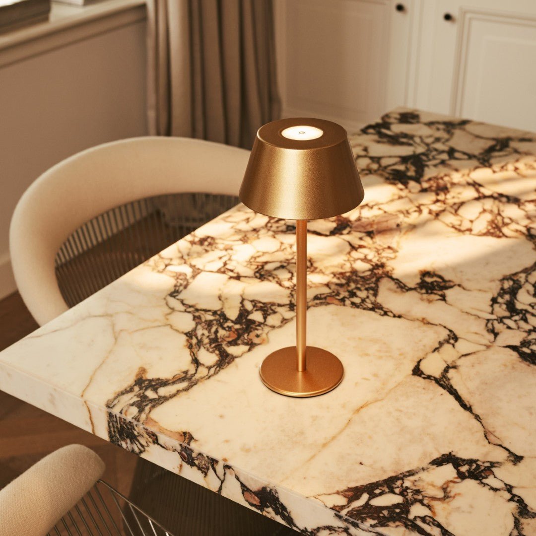 Milou Gold Table Lamp – Cordless rechargeable lamp with modern design