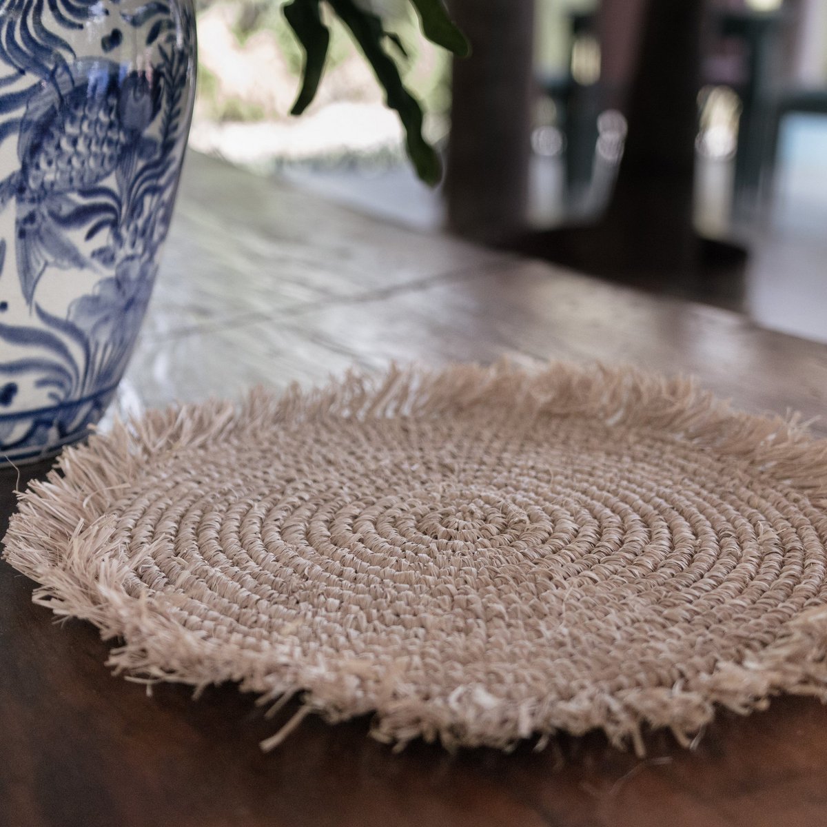 Natural Raffia Placemat Round 45 cm for dining table setting