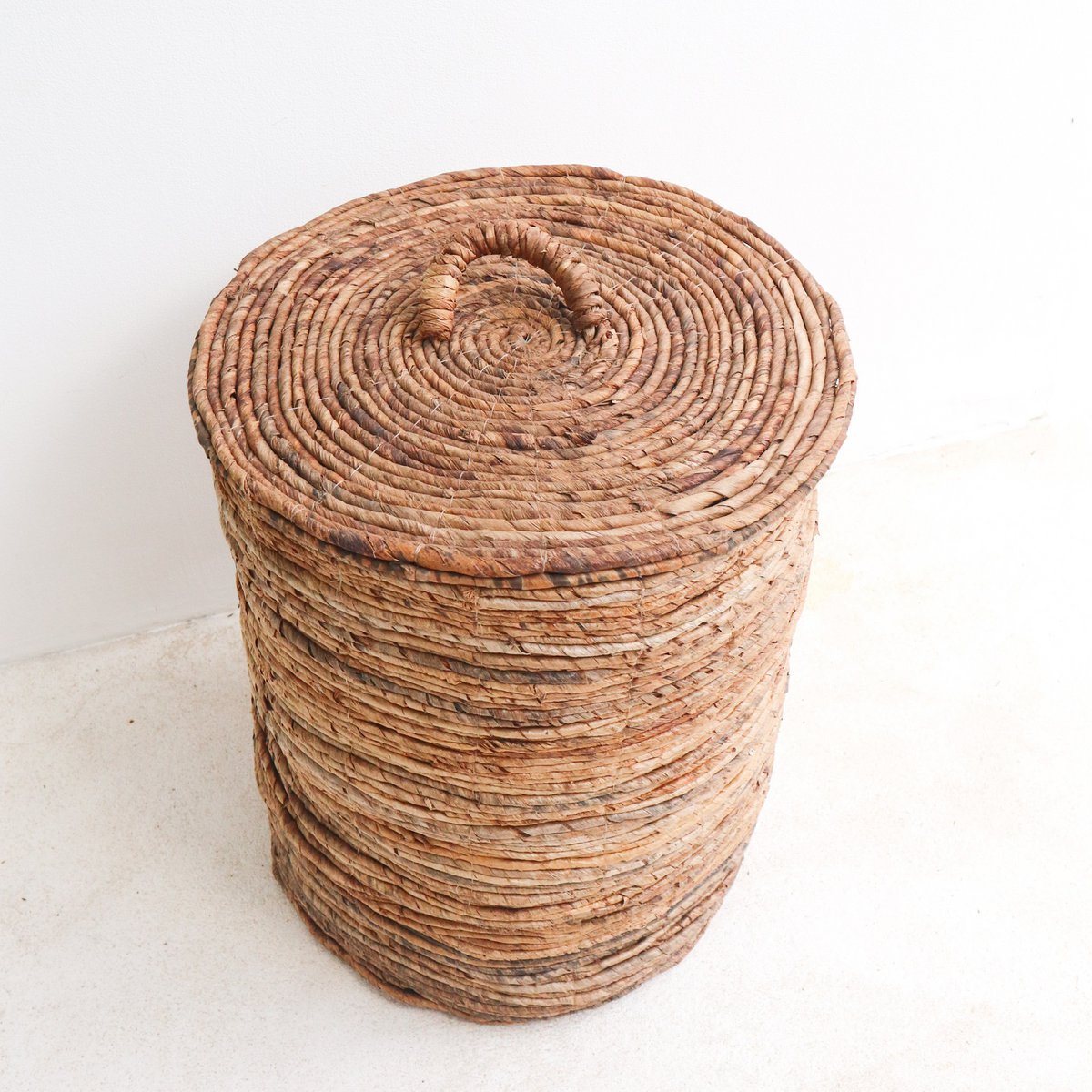 OMBAK Basket banana fibre basket with lid for laundry storage