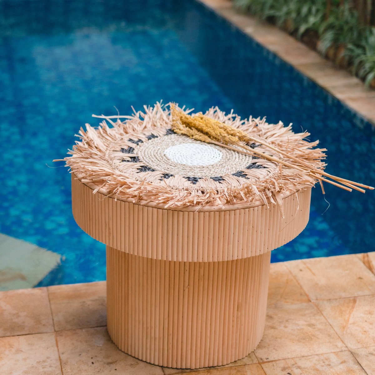 PAGU – Tischset, 45 cm (2er-, 4er- oder 6er-Set) | Boho-Tischset aus Raffia mit Fransen – CozyVibe.eu
