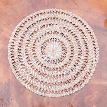 Placemat (Set of 2, 4 or 6) ILUH 35 cm | Boho Table Mat made of Rattan - CozyVibe.eu