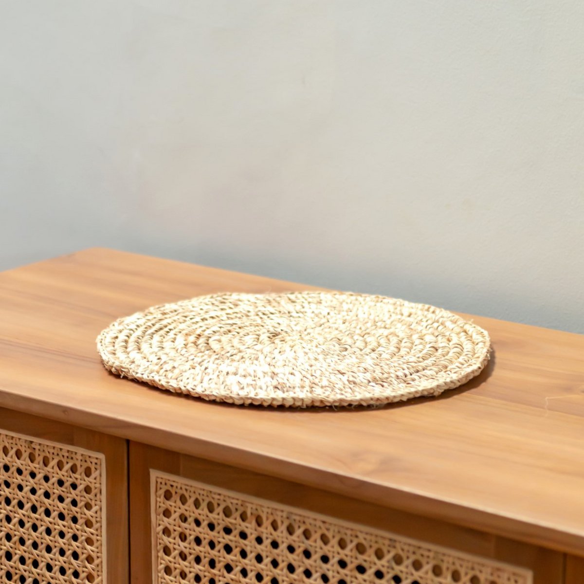 Urup placemats – Ronde set van raffia