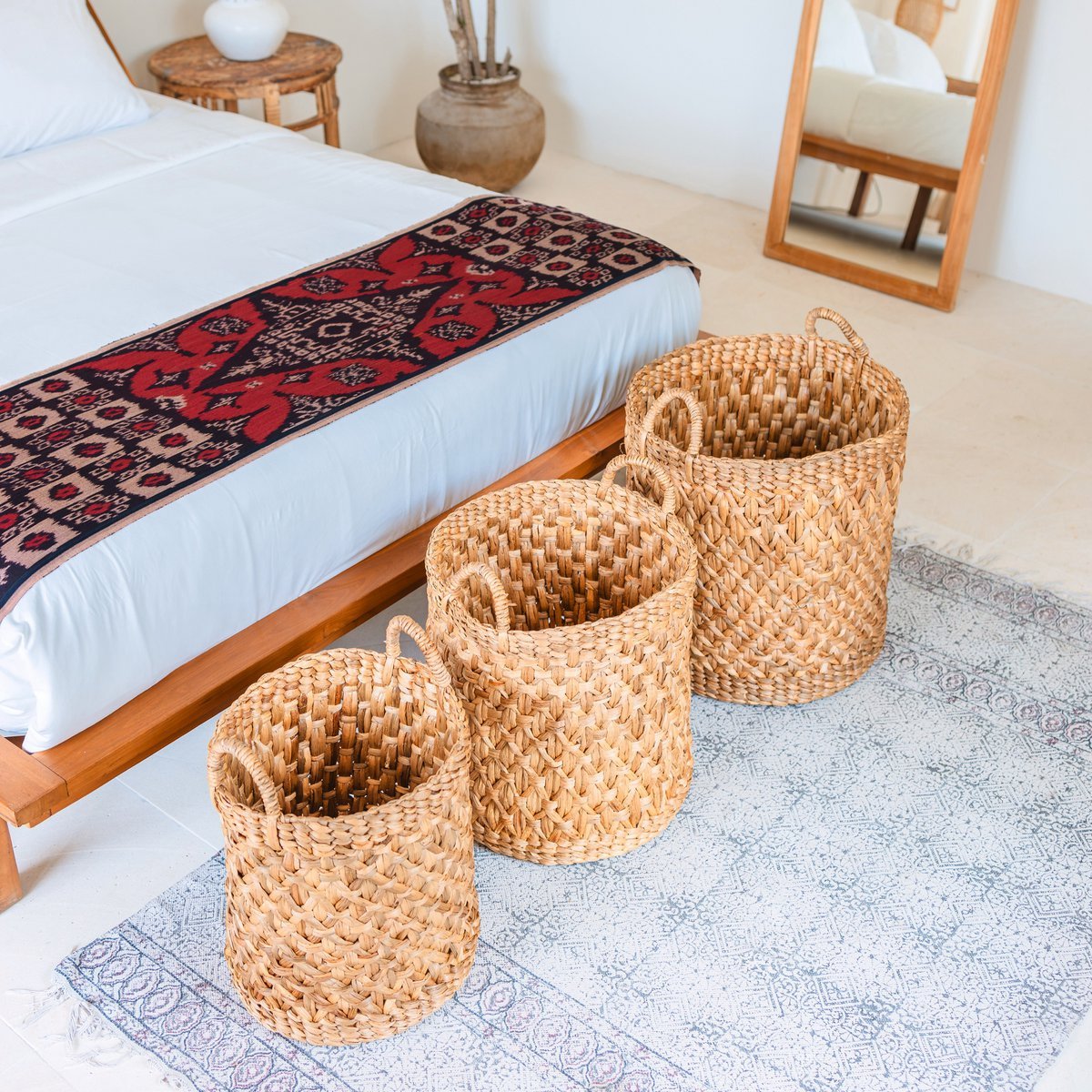 RAJA decorative woven basket round water hyacinth basket for home storage