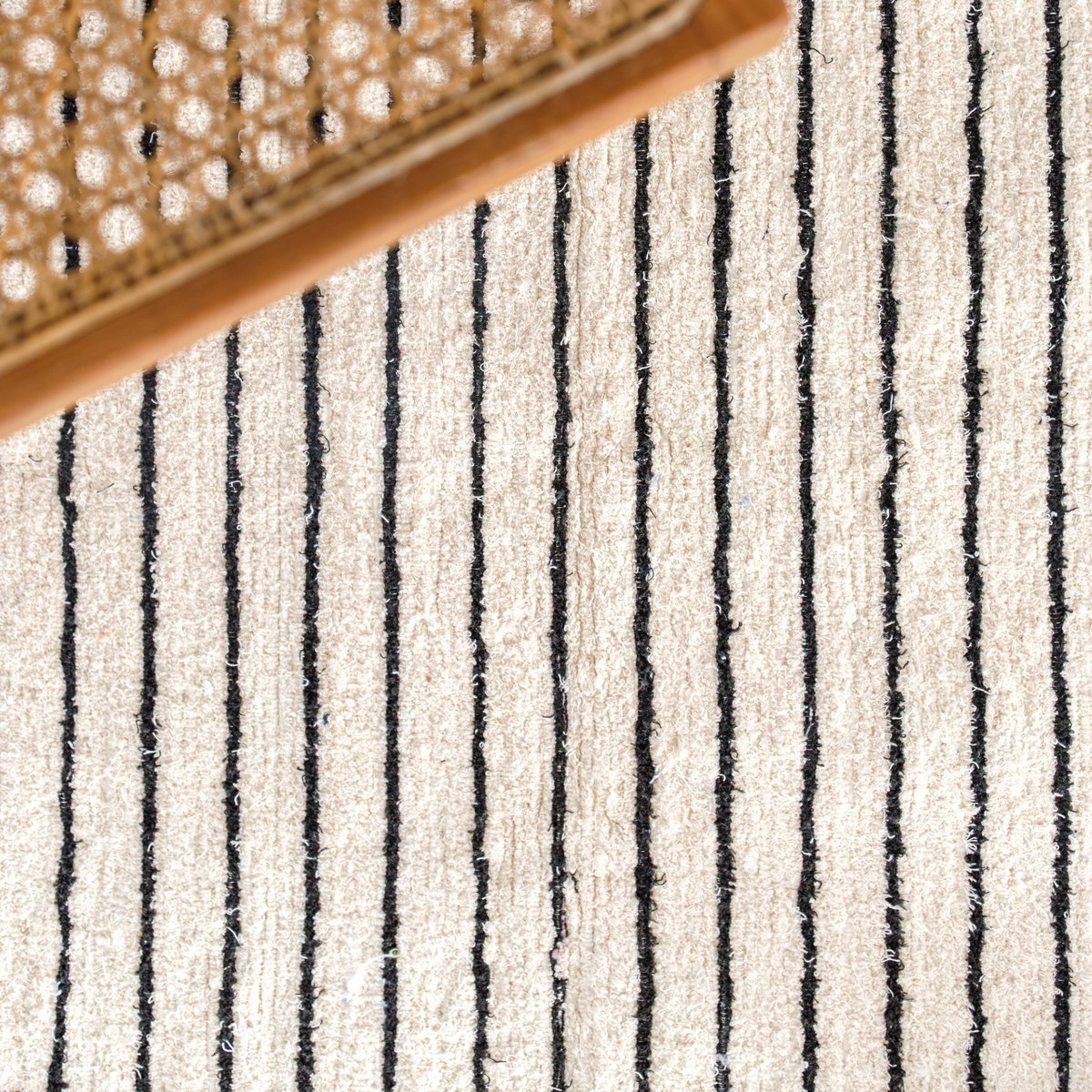 Soft Cotton Rug KERTA basket with elegant black stripe pattern