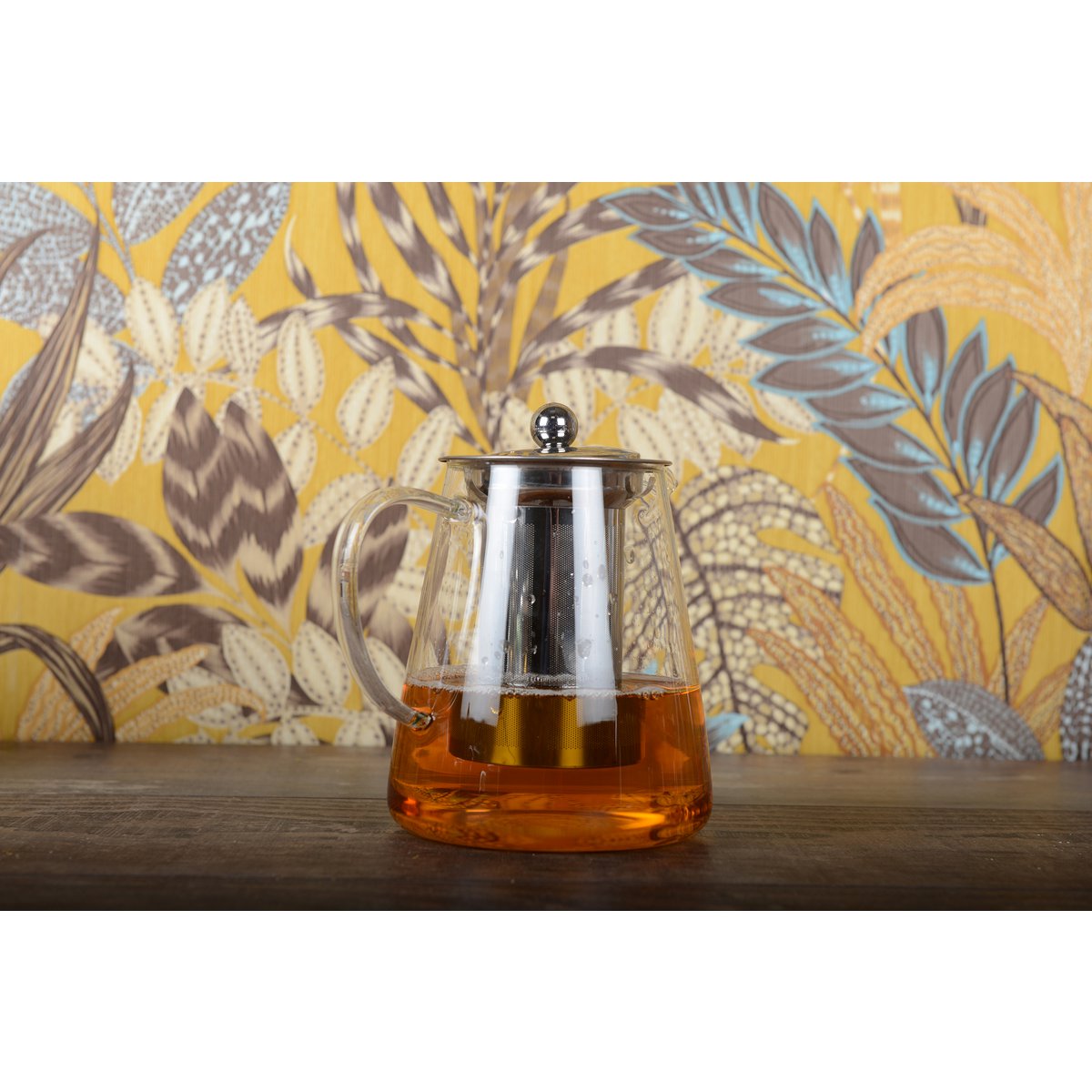 Elegant glass teapot with stainless steel infuser, 750 ml capacity