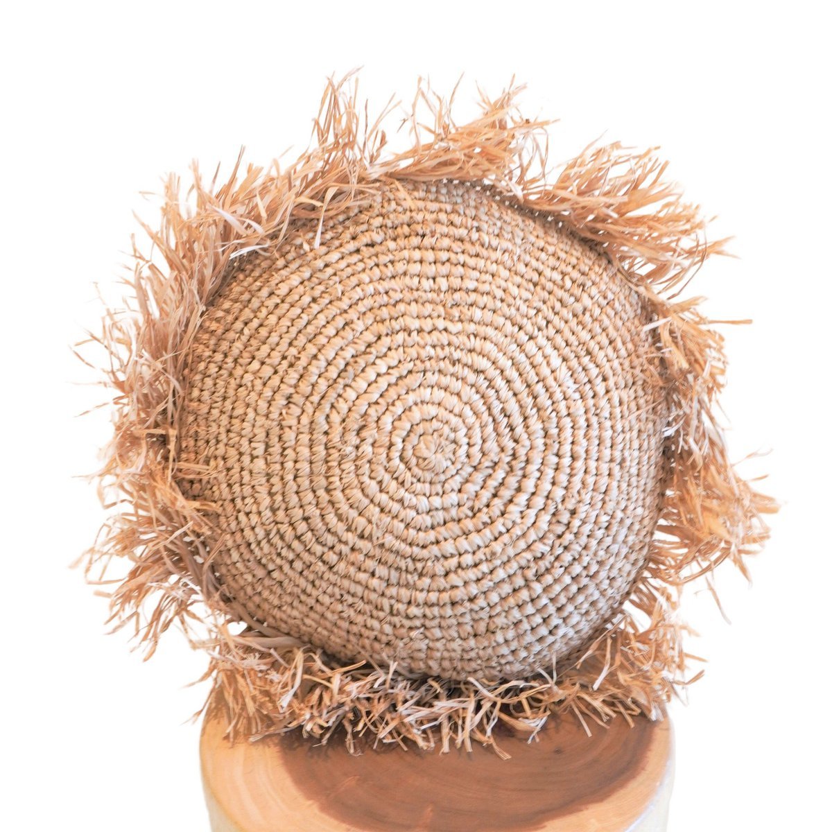Handmade round raffia pillow for cozy home décor by CozyVibe

