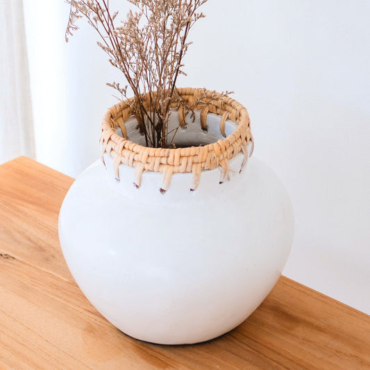 TUBAN clay basket vase with rattan detail for dried flowers