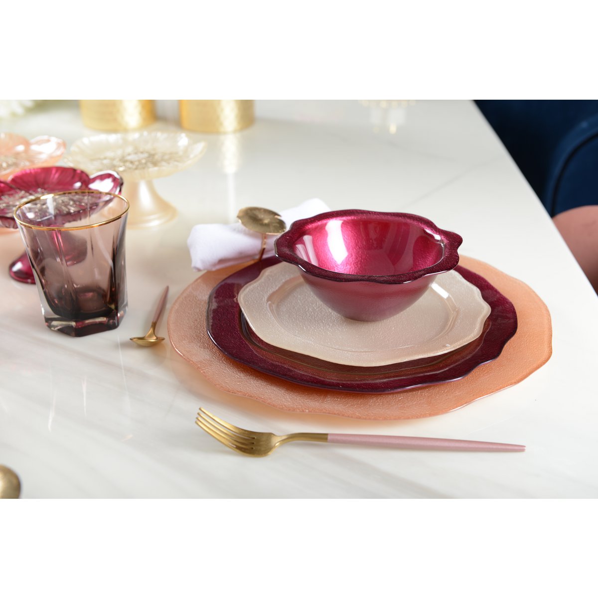 Boudoir glazen dessertbord – Vanillekleurige bloemvorm, 21,5 cm