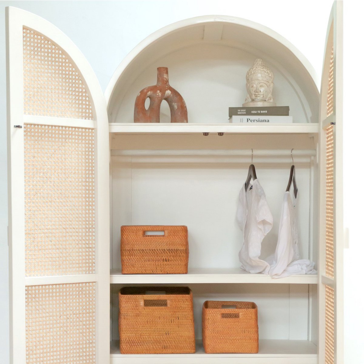 WARSA Rattan Shelf Basket – Handwoven Decorative Storage - CozyVibe.eu