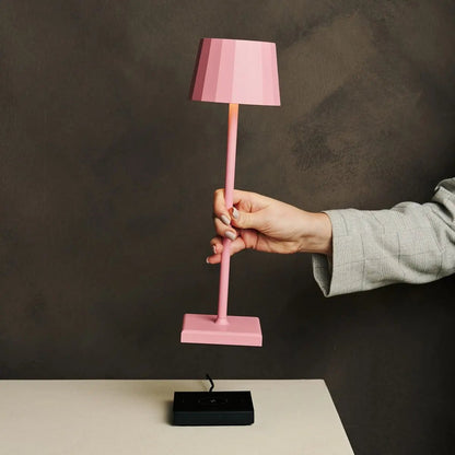 Wouter Flamingo Pink – Rechargeable Lamp – Decorative bedside lamp with rechargeable battery power